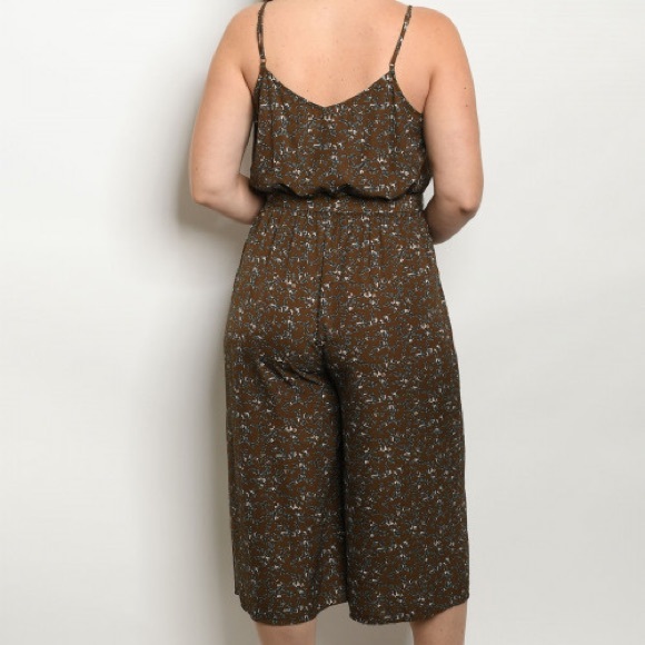 Pants & Jumpsuits Plus Size Floral Capri Jumpsuit Sz 1x3x Poshmark